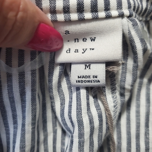 NEW A New Day Raglan Long Sleeve Tie-Front Top - Picture 9 of 14